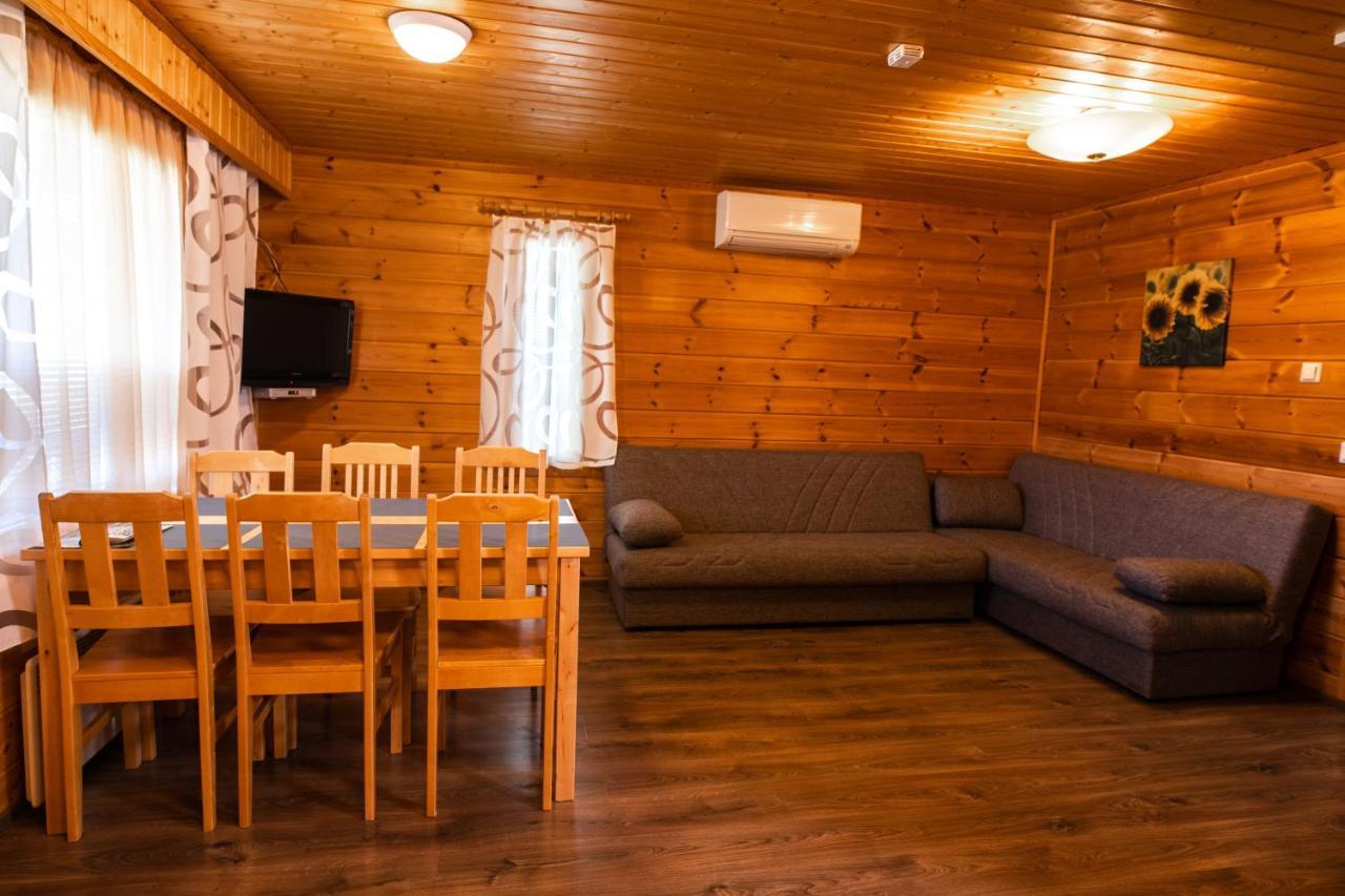 Motelli Rovaniemi Esterno foto